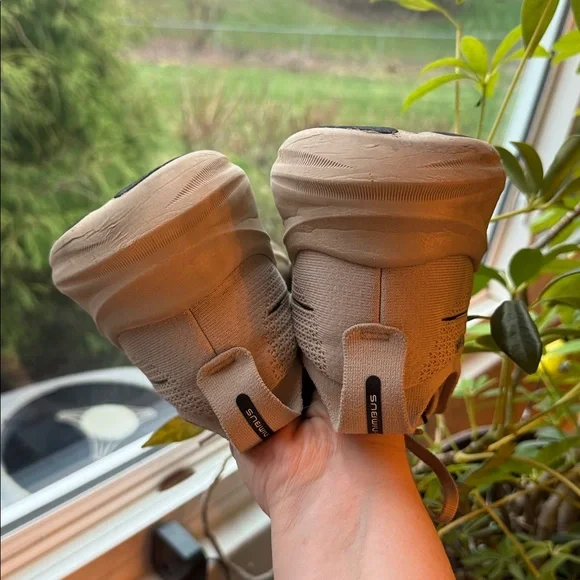 ASICS GEL-NIMBUS 26 used size 8.5 men’s light taupe color running - Picture 12 of 14